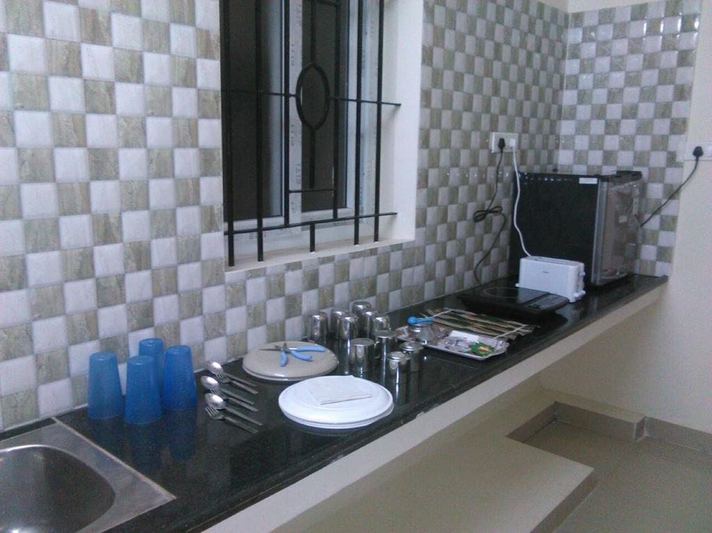 Jp Nivaas Guest House Майладутурай Екстериор снимка
