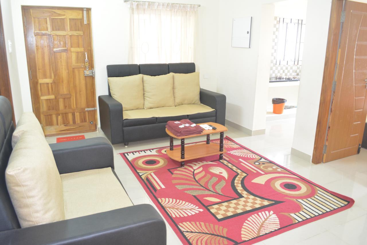 Jp Nivaas Guest House Майладутурай Екстериор снимка